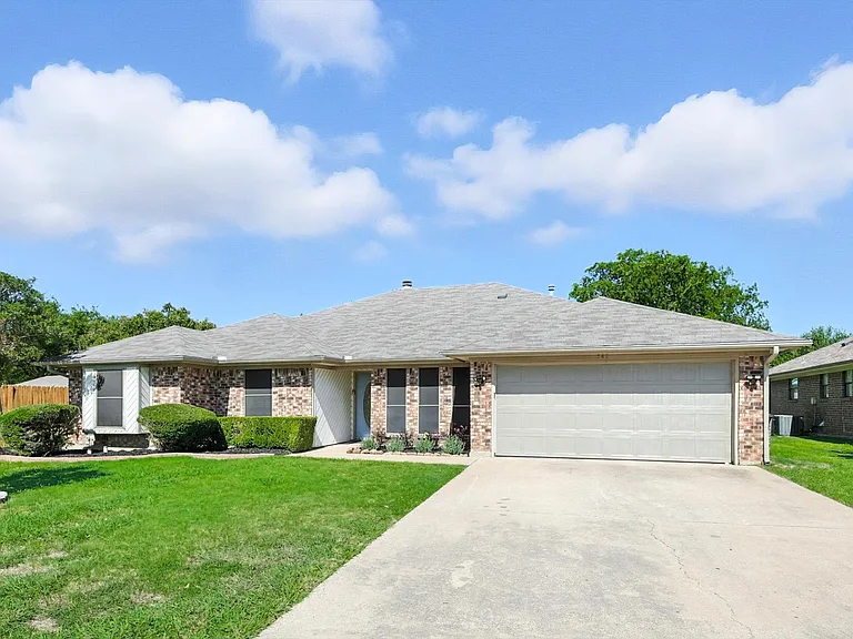 749 Western Trl — Photo 45