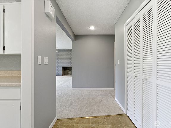 2nd image of 2100 Plaza Way #103