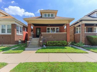 8045 S Bennett Ave, Chicago, IL 60617