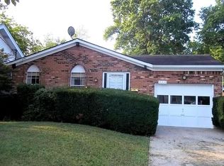 4313 Kugler Mill Rd, Cincinnati, OH 45236