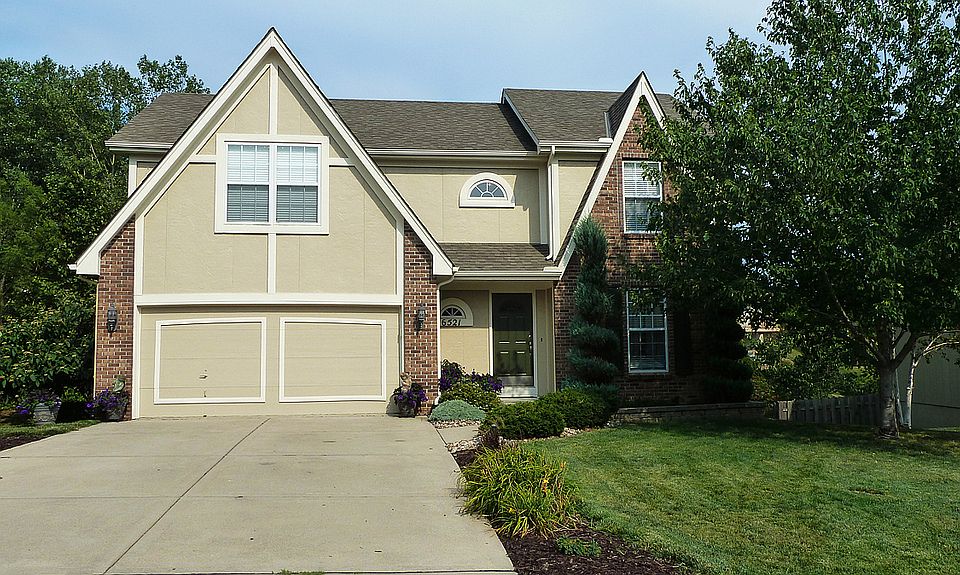 Exterior Front View 1