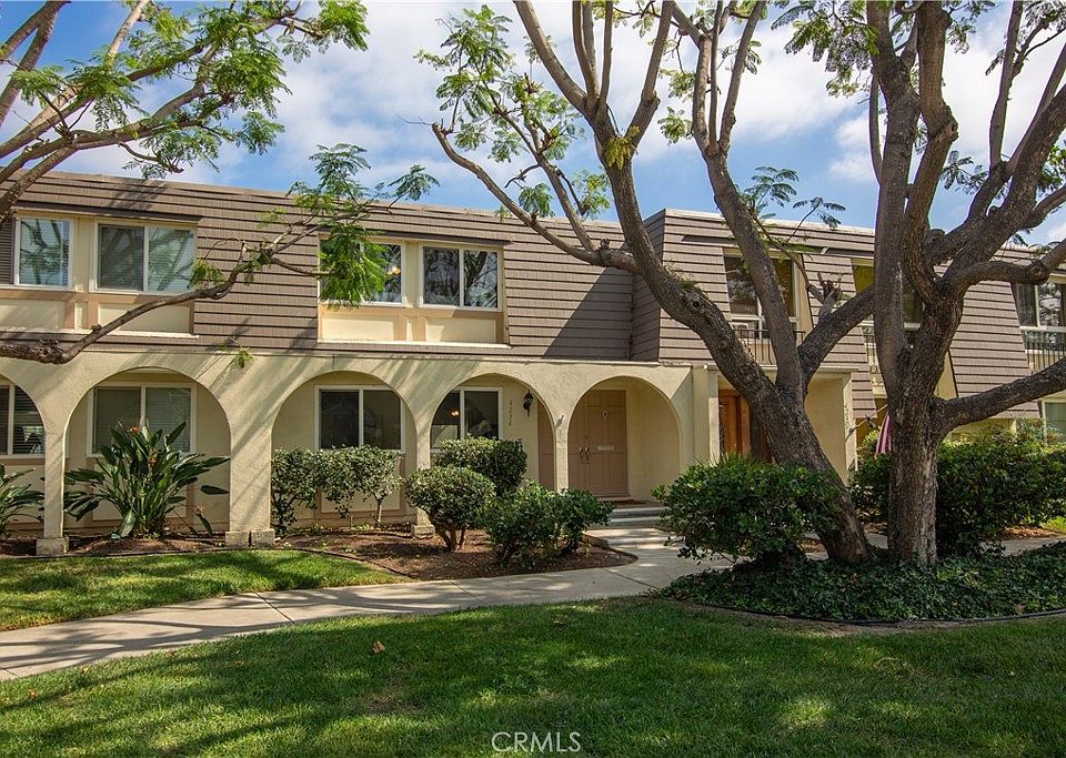 1st image of 4234 Paseo De Oro