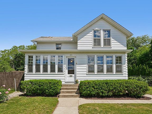 3rd image of 317 W Main STREET
