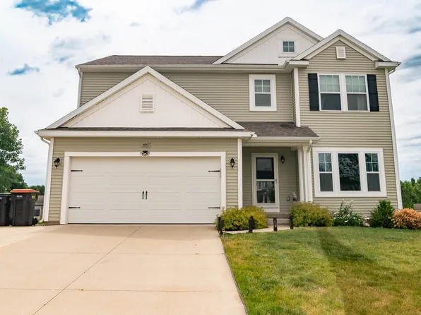 4692 Quaker Hill Dr SE, Kentwood, MI 49512