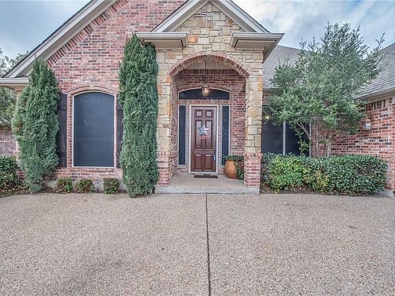 3rd image of 1205 Thistle Hill Trl