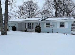 1435 Haverhill Rd, Muskegon, MI 49441