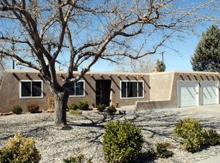 1901 Chelwood Park Blvd NE, Albuquerque, NM 87112