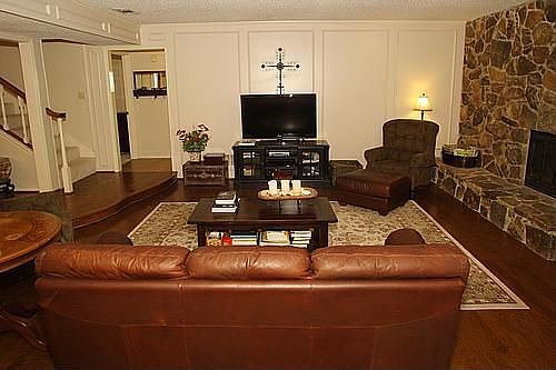 5th image of 236 Shady Hill Dr