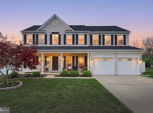 25 Willow Wood Ct, York, PA 17406