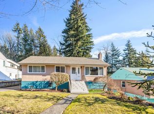 8222 Joffre Ave, Burnaby, BC V5J 3L3