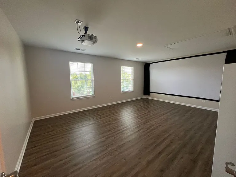 207 Elba Dr — Photo 8
