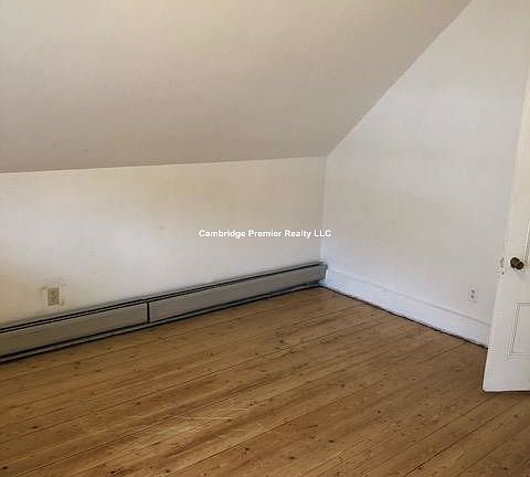 5th image of 137 Antrim St #3