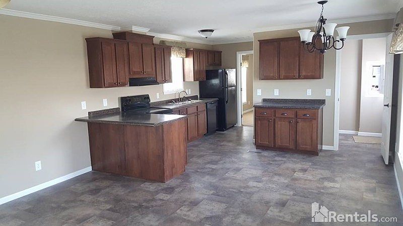 2nd image of 851 Ray Krebbs Dr
