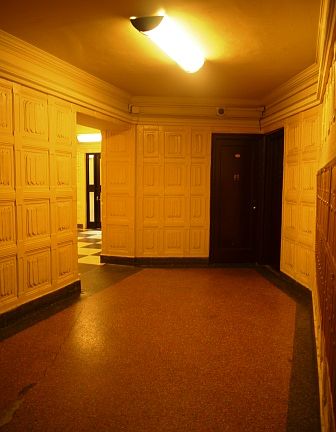 5th image of 580 E 17th St APT 1H