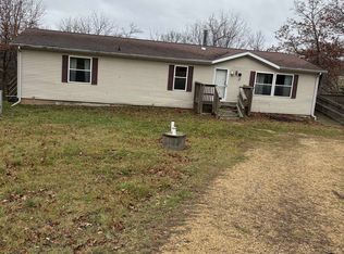 2025 Cave Rd, Mineral Point, WI 53565
