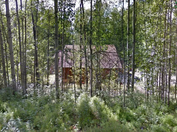 617 Cambridge Dr, Fairbanks, AK 99709