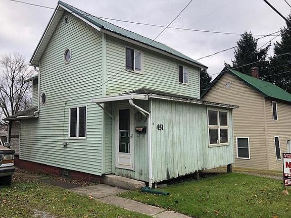 3rd image of 451 W Dubois Ave