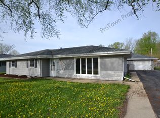 2417 Essington Rd, Joliet, IL 60435