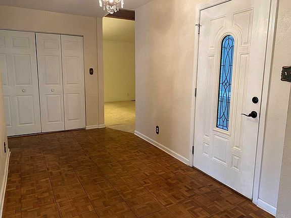 3rd image of 7219 Bayard Park Dr