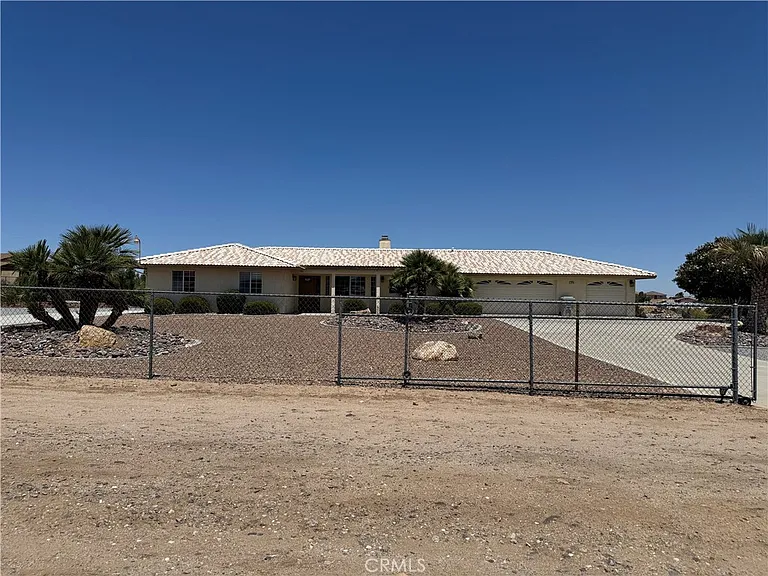 17814 Mesa St — Photo 9