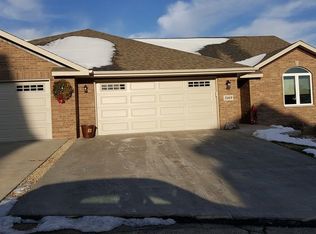 3169 Windmill Ln, Dubuque, IA 52003