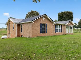 1137 N Stroudsville Rd, Adams, TN 37010