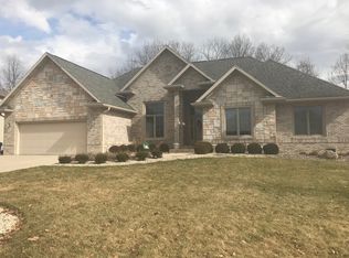 104 S Jade Dr, Yorktown, IN 47396