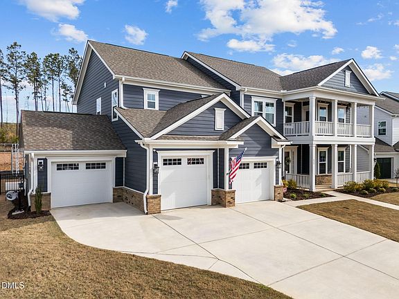3rd image of 429 Trinity Creek Dr