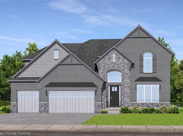 19321 Potomac Dr, Macomb, MI 48044