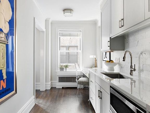 5th image of 165 W 91st St APT 5H