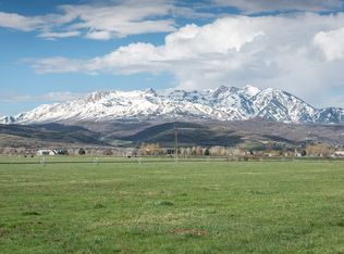 212 S 8600 E, Huntsville, UT 84317