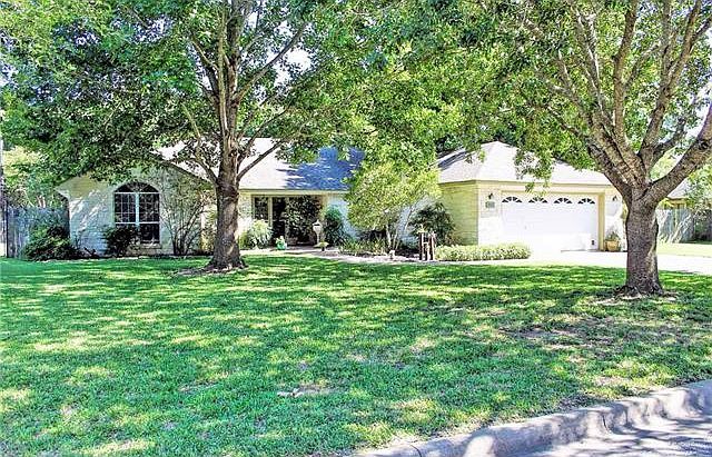 1st image of 509 Caribbean Dr