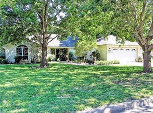 509 Caribbean Dr, Lockhart, TX 78644