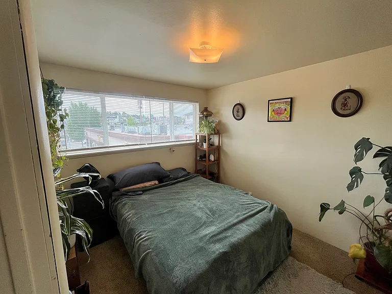 4131 35th Ave SW — Photo 9