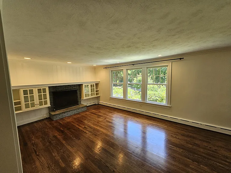 32 Cherry Ln — Photo 7