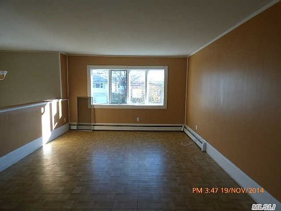 3rd image of 217 Montana Ave