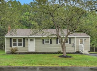 195 Pompeo Rd, North Grosvenordale, CT 06255