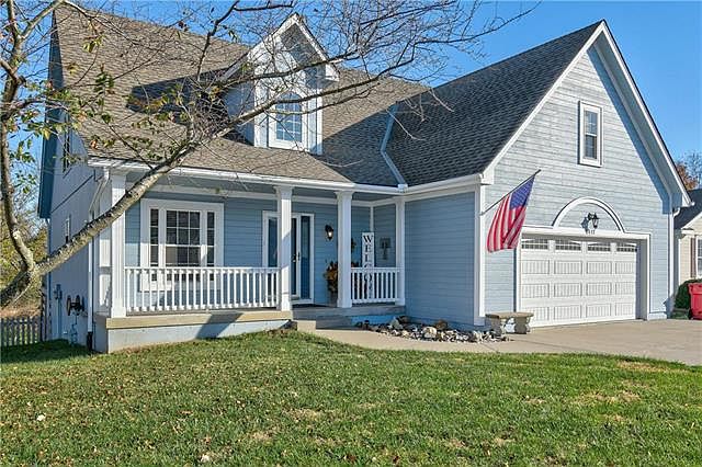 1st image of 2812 NE Weston Cir