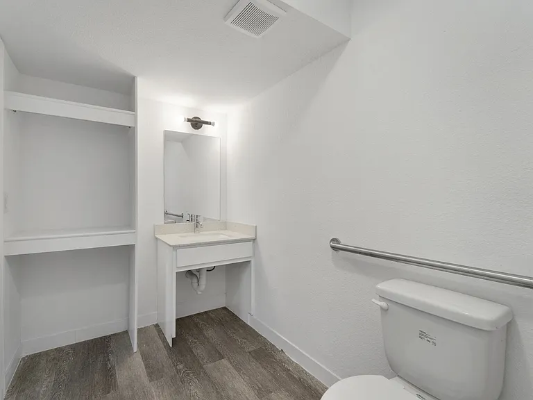 Sohana Apartments — Photo 21