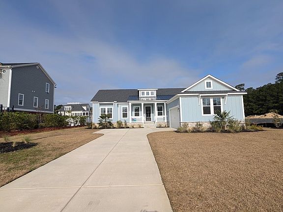 3rd image of 217 Wahee Pl.