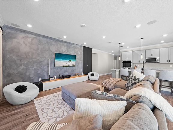 2nd image of 31041 JAZZ LEAF PLACE