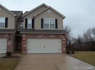 2024 N Briarbend Ct, Maryville, IL 62062