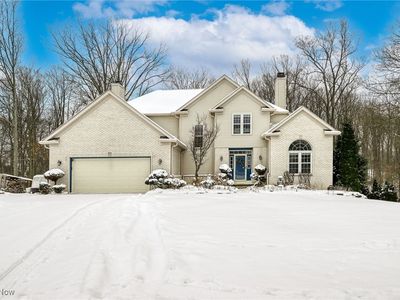 630 Woodhaven Dr, Cuyahoga Falls, OH, 44223