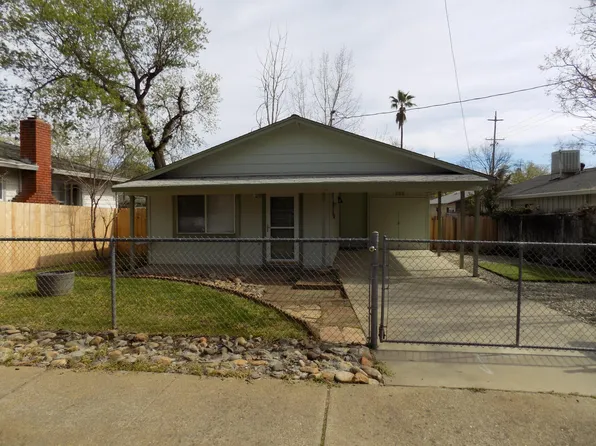 1805 Diamond St, Anderson, CA 96007