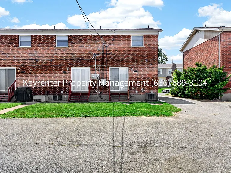 920 Parkcrest Dr — Photo 23