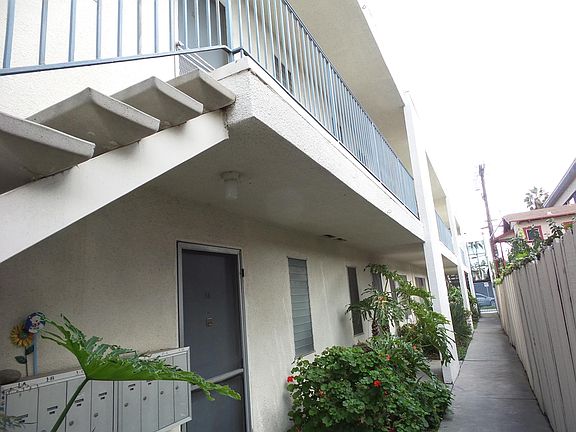 2nd image of 4469 North Ave #2B