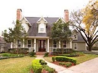 112 Bellaire Ct, Bellaire, TX 77401