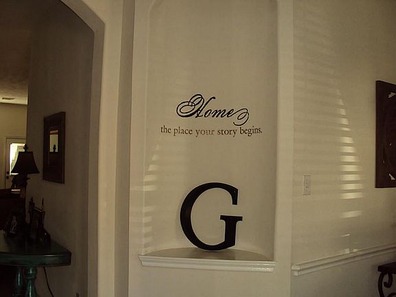 One of Niches at Entry
