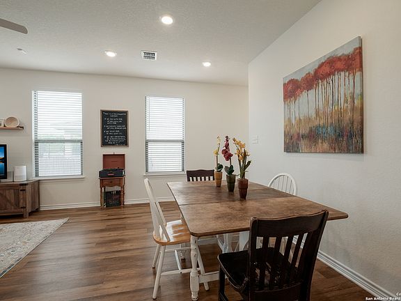 5th image of 8234 ASSUMPTION DR