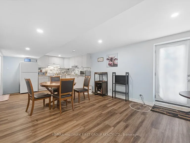 16 Rushbrooke Way — Photo 6